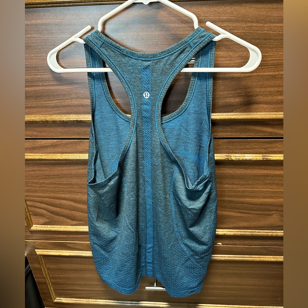 Lululemon Swiftly Tech Racerback Size 10 - Picture 4 of 5